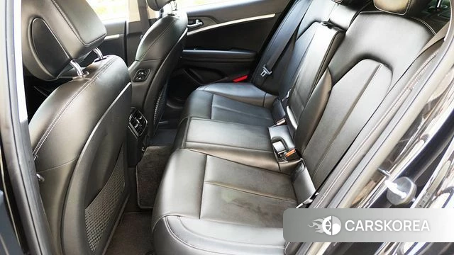 Genesis The New G70 2021 Черный из Кореи, фото 2