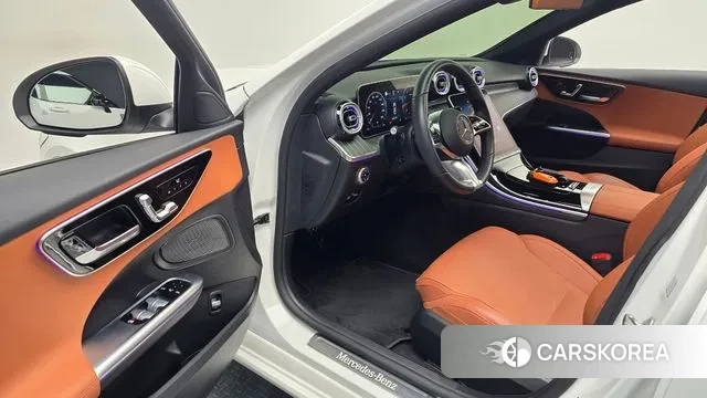 Mercedes-Benz C-Class W206 2023 Белый из Кореи, фото 2