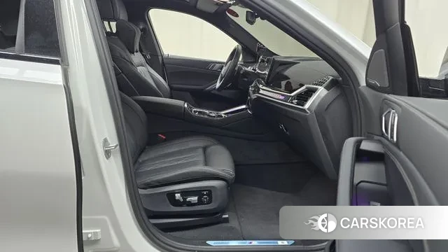 BMW X6 (G06) 2025 Белый из Кореи, фото 2