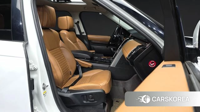 Land Rover Discovery 5 2019 Белый из Кореи, фото 2