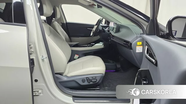 Kia EV6 2022 Серебряный из Кореи, фото 2