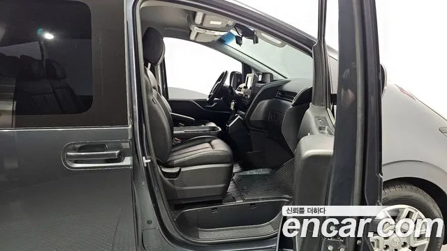 Hyundai Staria 2023 Синий из Кореи, фото 2