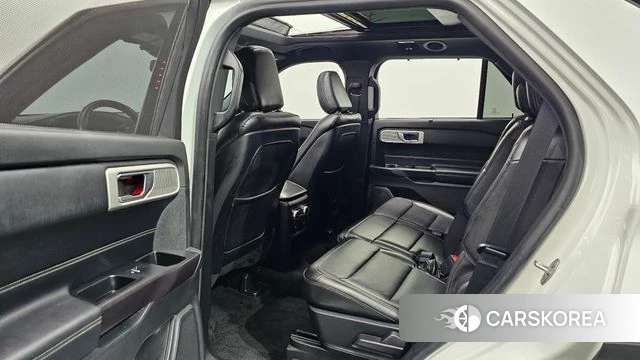 Ford Explorer 6th Generation 2020 Белый из Кореи, фото 2