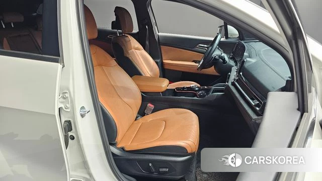 Kia Sportage 5th Generation 2022 Белый из Кореи, фото 2