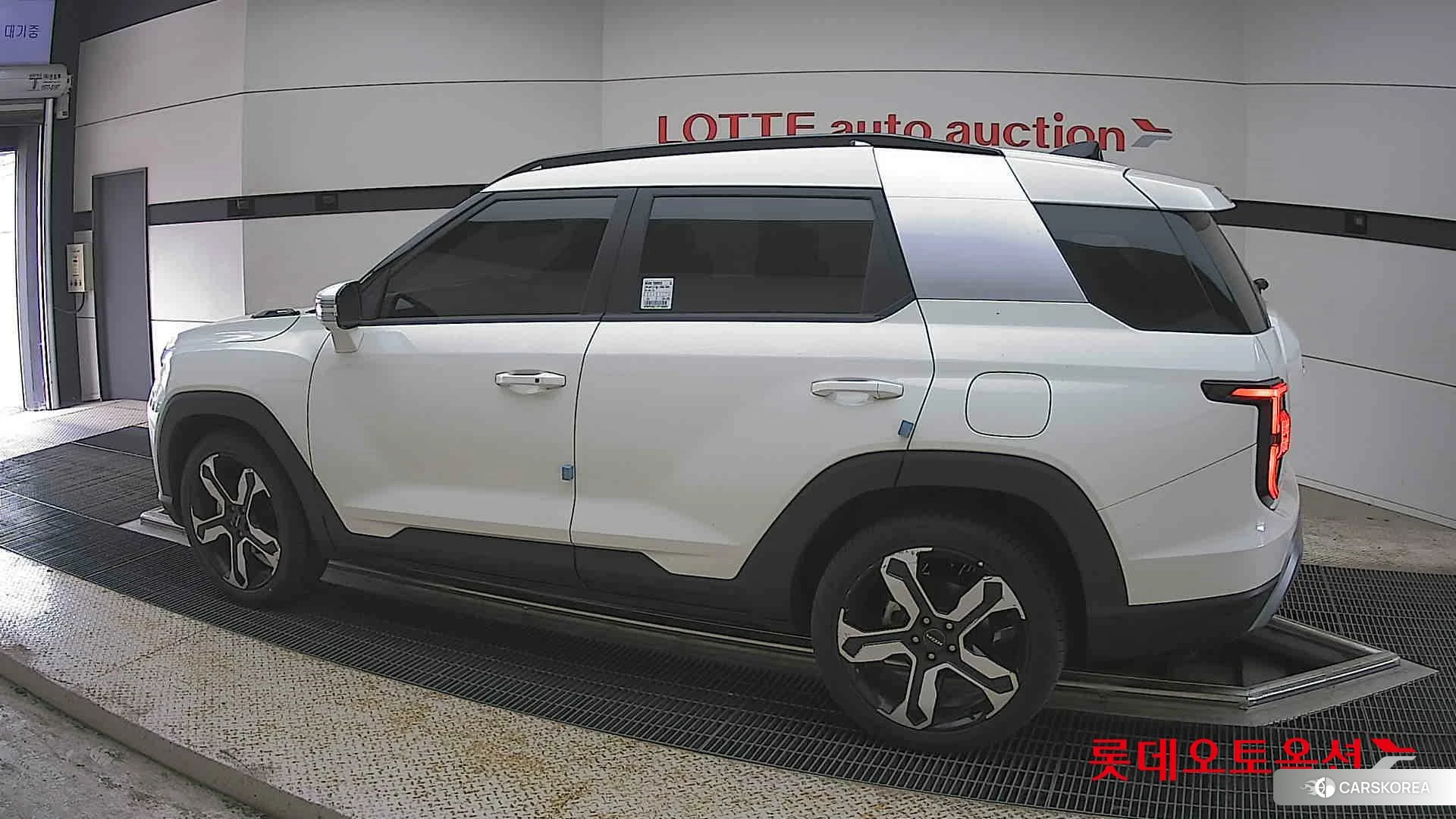 SsangYong Torres Hybrid 2026 Белый из Кореи, фото 2