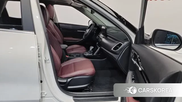 Kia Seltos 2022 Белый из Кореи, фото 2