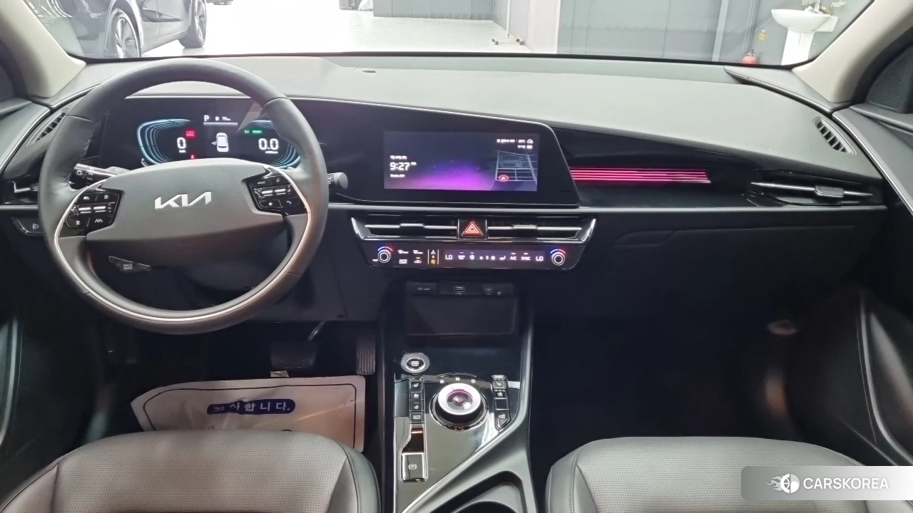 Kia Di Ol Nu Niro 2023 Белый из Кореи, фото 2