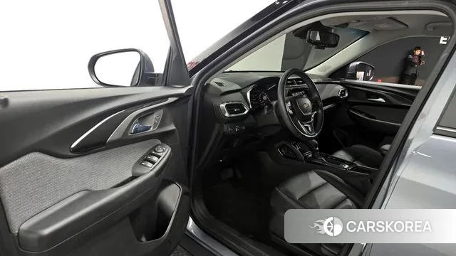 Chevrolet (GM Daewoo) Trailblazer 2021 Серый из Кореи, фото 2