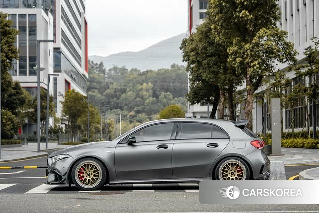 Mercedes-Benz Class A AMG (imported) 2021 Темно-серый из Китая, фото 2