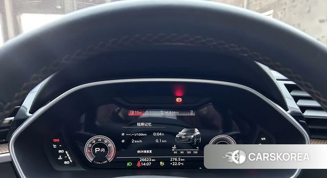 Audi Q3 2022 Темно-серый из Китая, фото 2