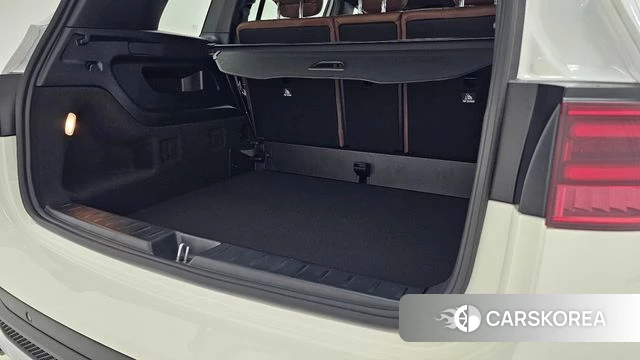 Mercedes-Benz GLB-Class X247 2025 Белый из Кореи, фото 2