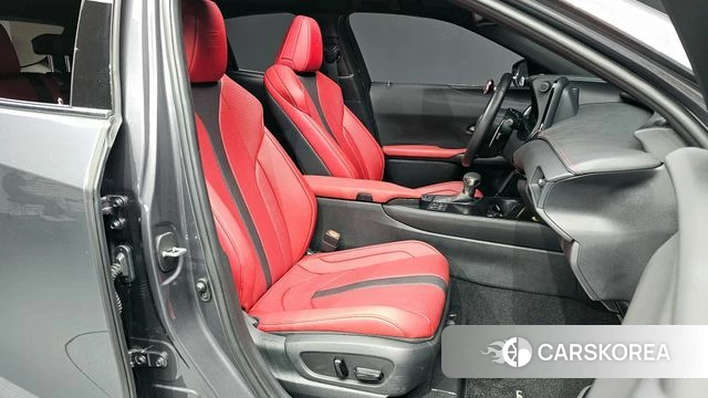Lexus UX250h 2023 Серый из Кореи, фото 2