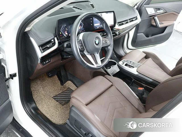 BMW X1 (U11) 2024 Белый из Кореи, фото 2