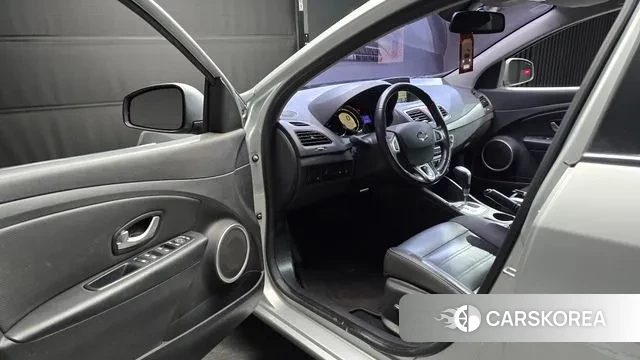 Renault Korea (Samsung) SM3 Z.E. 2018 Серебристо-серый из Кореи, фото 2