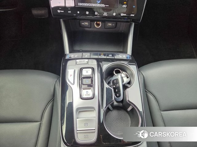 Hyundai Tucson (NX4) 2021 Серебристо-серый из Кореи, фото 2