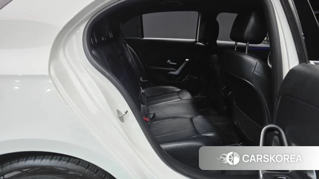 Mercedes-Benz A-Class W177 2022 Белый из Кореи, фото 2