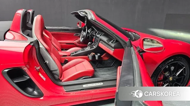 Porsche 718 Boxster 2022 Красный из Кореи, фото 2