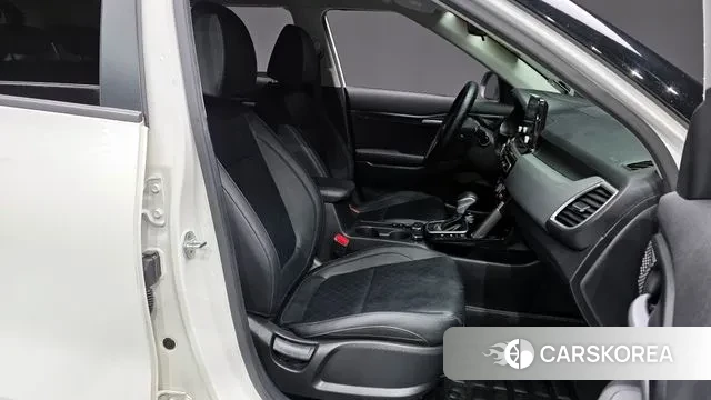 Kia Seltos 2019 Белый из Кореи, фото 2