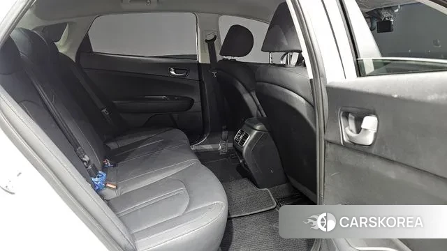 Kia K5 second generation 2018 Белый из Кореи, фото 2