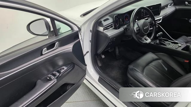 Kia K5 3rd generation 2022 Белый из Кореи, фото 2