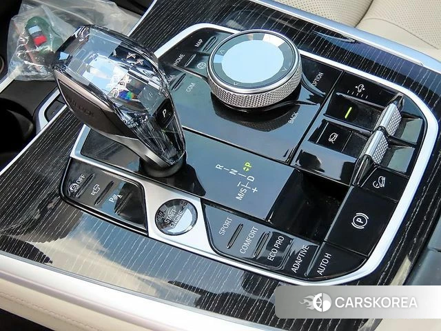 BMW X7 (G07) 2021 Черный из Кореи, фото 2