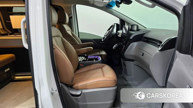 Hyundai Staria 2024 Белый из Кореи, фото 2