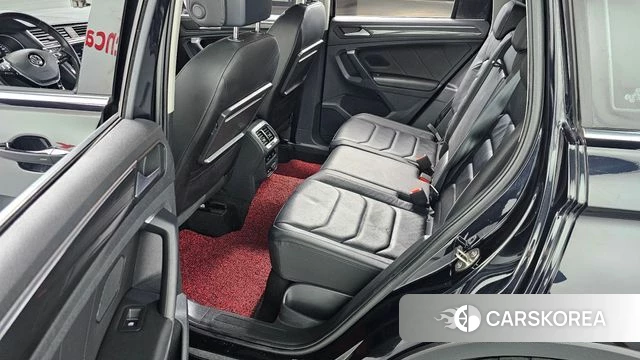 Volkswagen Tiguan second Generation 2020 Черный из Кореи, фото 2