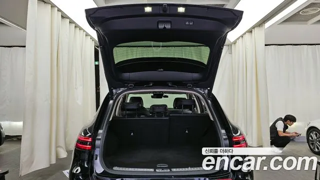 Genesis Electrified GV70 2022 Черный из Кореи, фото 2