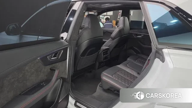 Audi RSQ8 (4M) 2022 Белый из Кореи, фото 2