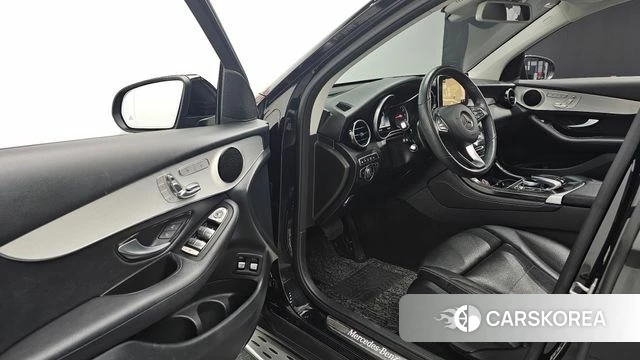 Mercedes-Benz GLC-Class X253 2019 Черный из Кореи, фото 2