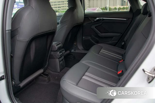 Audi A3 2024 Белый из Китая, фото 2
