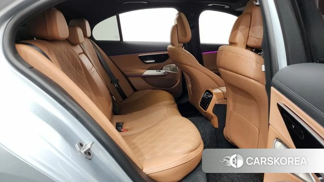 Mercedes-Benz E-Class W214 2024 Серебряный из Кореи, фото 2