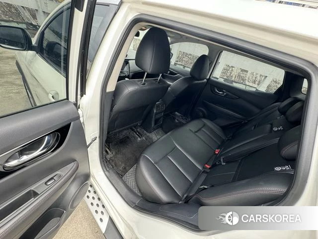 Nissan Qashqai 2023 Белый из Китая, фото 2