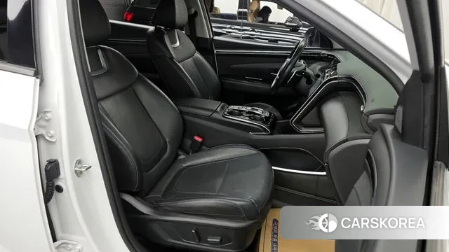 Hyundai Tucson (NX4) 2021 Белый из Кореи, фото 2