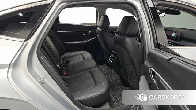 Hyundai Sonata D Edge (DN8) 2023 Серебристо-серый из Кореи, фото 2