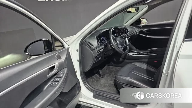 Hyundai Sonata (DN8) 2022 Белый из Кореи, фото 2