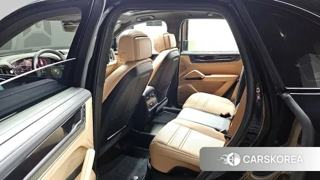 Porsche Cayenne (PO536) 2024 Черный из Кореи, фото 2