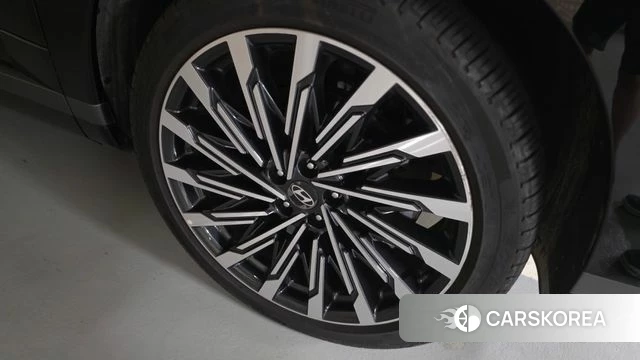Hyundai Santa Fe (MX5) 2024 Черный из Кореи, фото 2