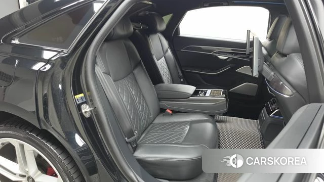 Audi S8 (D5) 2021 Черный из Кореи, фото 2