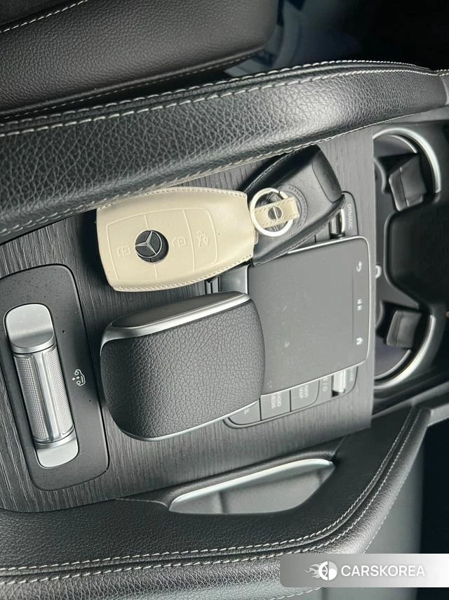 Mercedes-Benz GLE-Class W167 2024 Черный из Кореи, фото 2