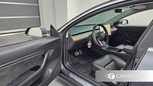 Tesla Model 3 2019 Серый из Кореи, фото 2