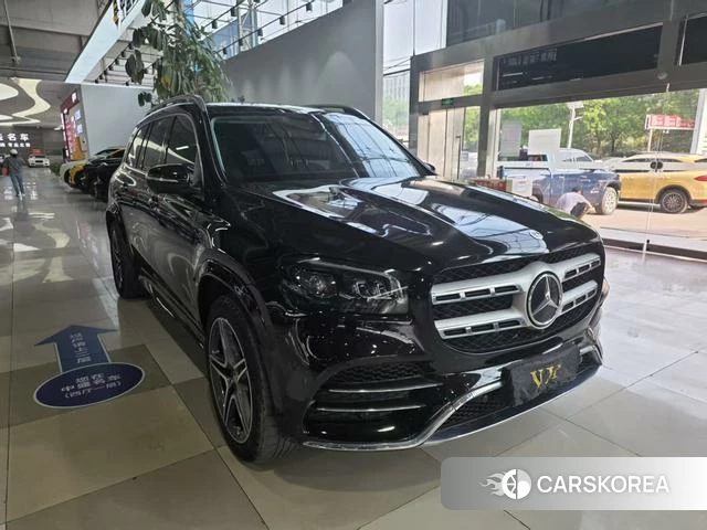 Mercedes-Benz GLS 2023 Черный из Китая, фото 2
