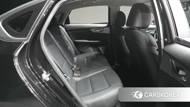 Kia The New K3 2nd generation 2021 Черный из Кореи, фото 2