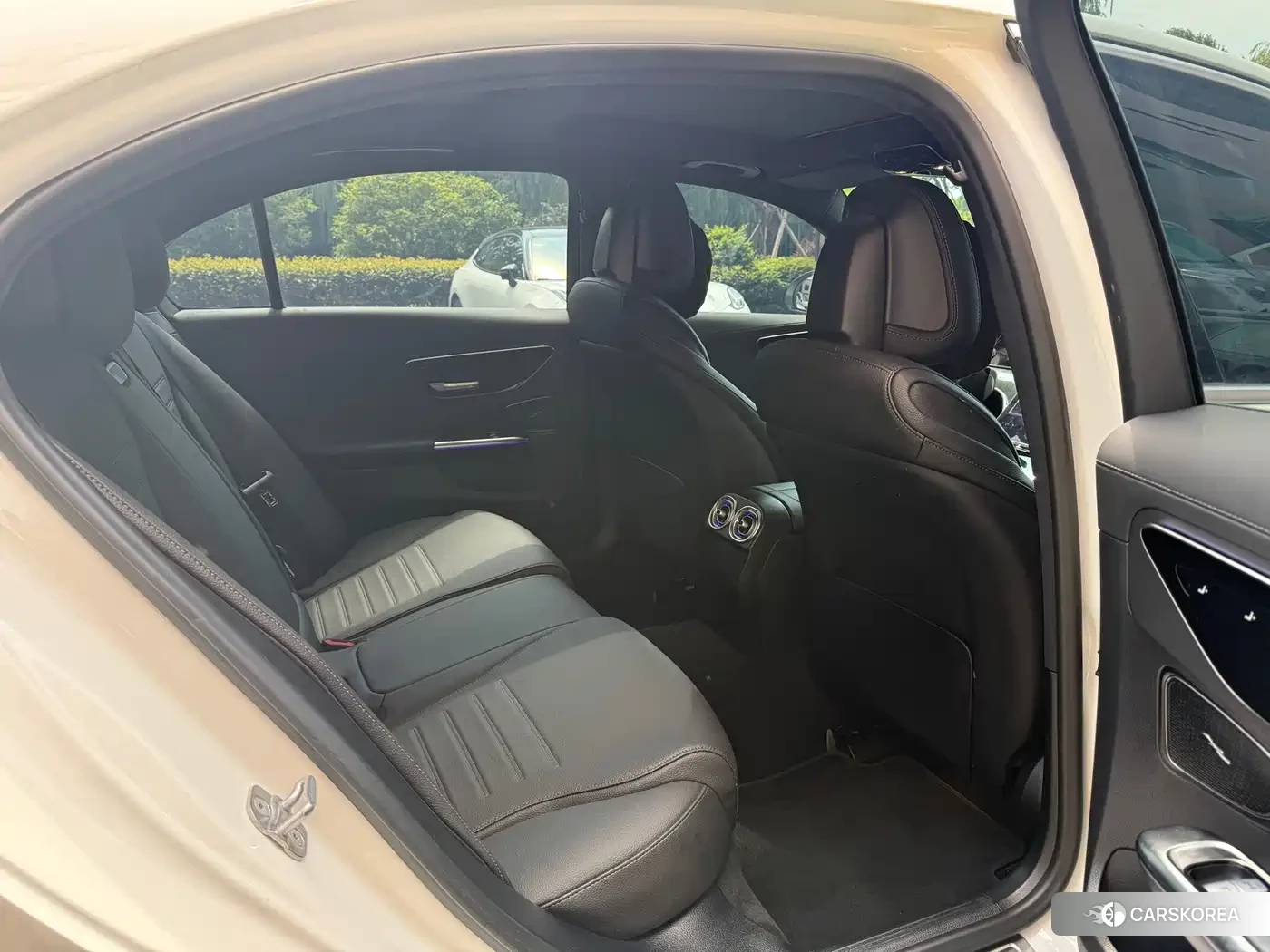 Mercedes-Benz C-class 2023 Белый из Китая, фото 2