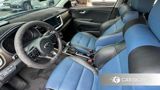 Kia Stonic 2018 Синий из Кореи, фото 2