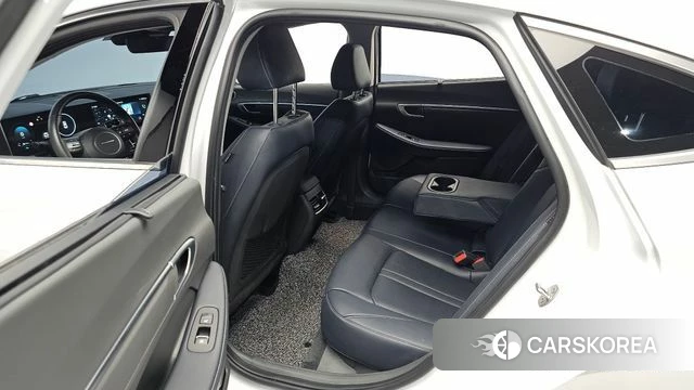 Hyundai Sonata D Edge (DN8) 2023 Белый из Кореи, фото 2