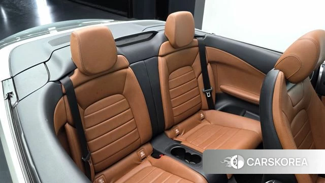Mercedes-Benz C-Class W205 2018 Серый из Кореи, фото 2
