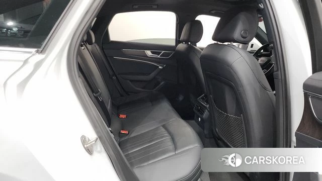 Audi A6 (C8) 2019 Белый из Кореи, фото 2