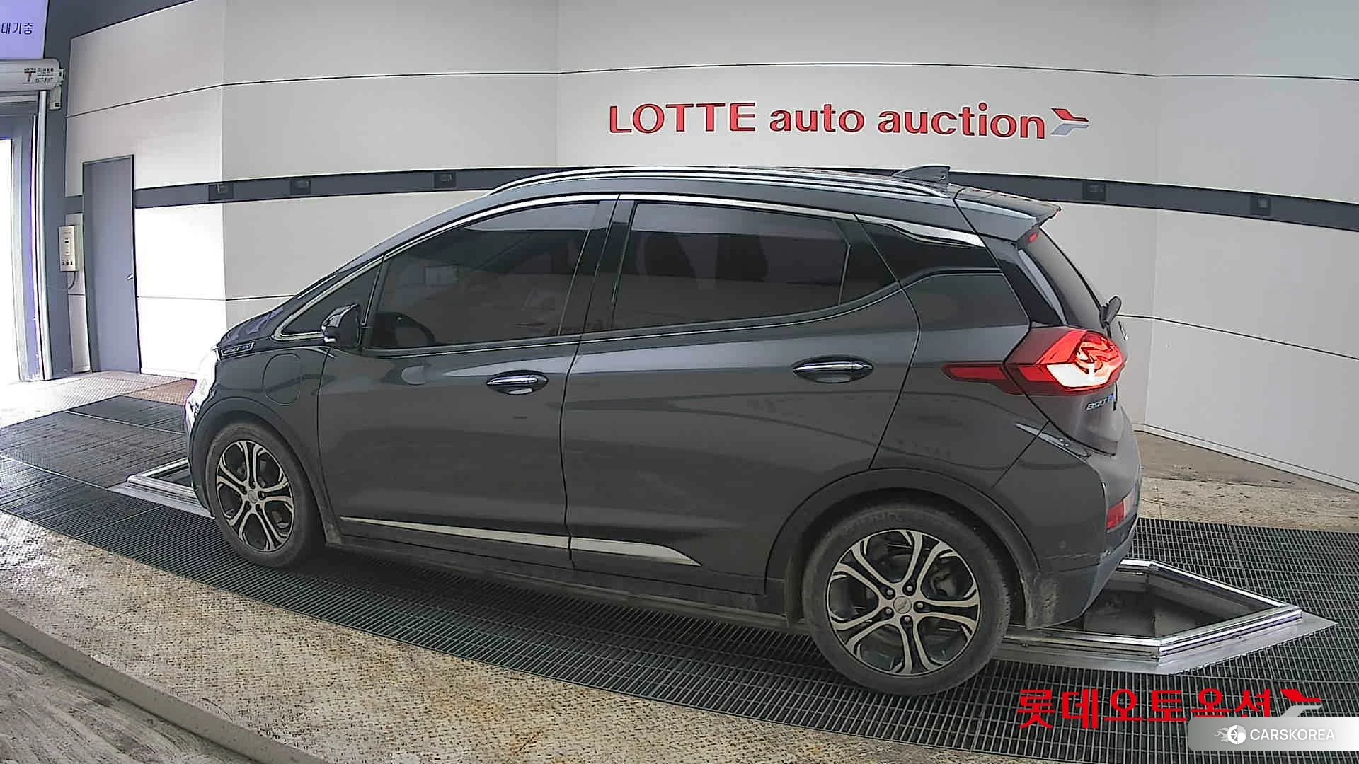 Korea G M Bolt (EV) 2019 Metallic Gray из Кореи, фото 2