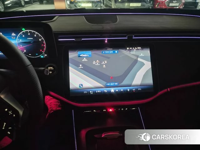 Mercedes-Benz E-Class W214 2025 Черный из Кореи, фото 2
